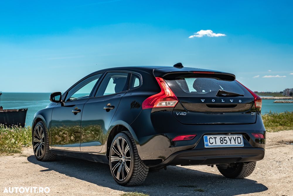Volvo V40 D2 Aut. Momentum - 15