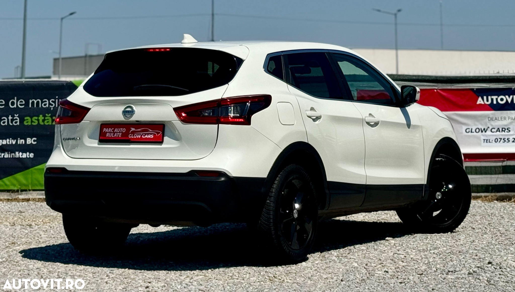 Nissan Qashqai 1.6 DCI Xtronic ACENTA - 6