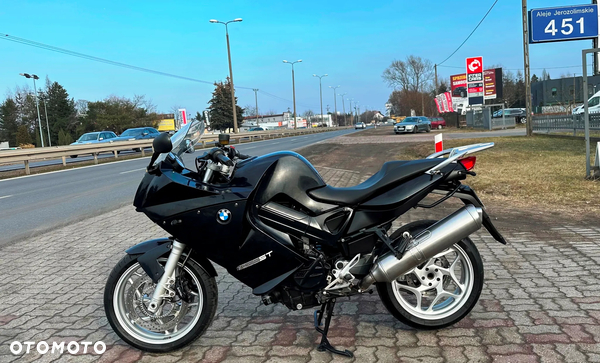 BMW F