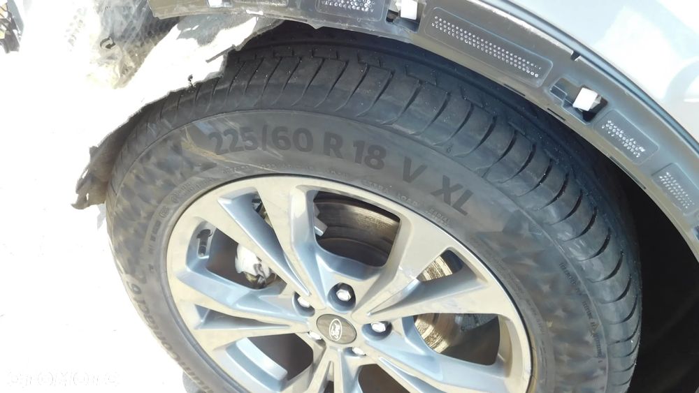 Ford Kuga 2.5 Duratec PHEV ST-LINE X - 9