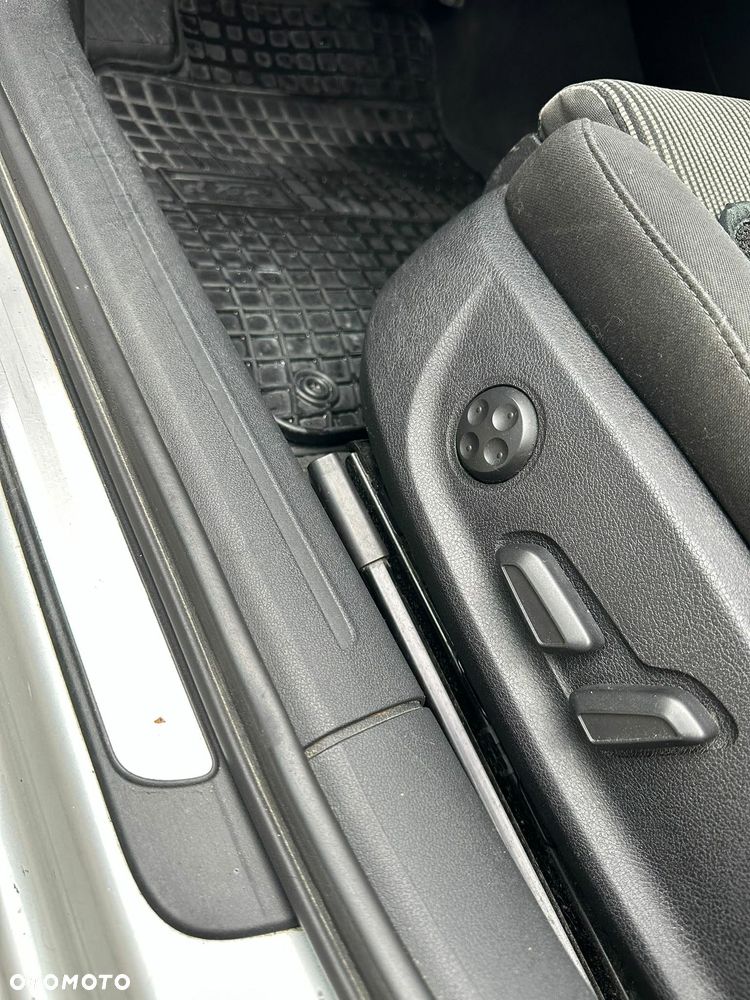 Audi A4 Limousine 2.0 TDI DPF Ambiente - 10