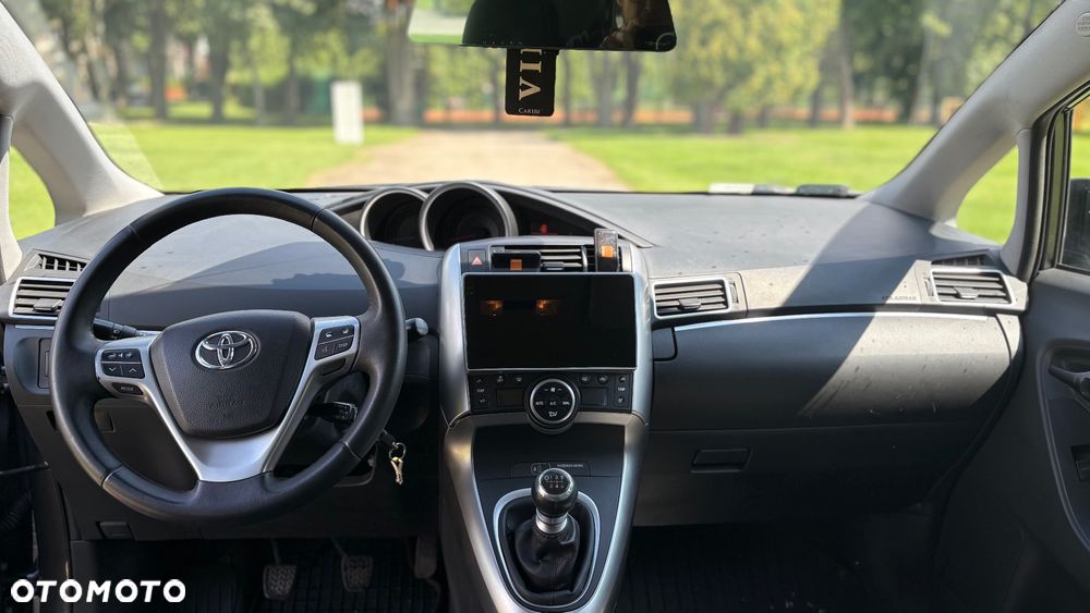 Toyota Verso 1.6 D-4D Active 7os - 8