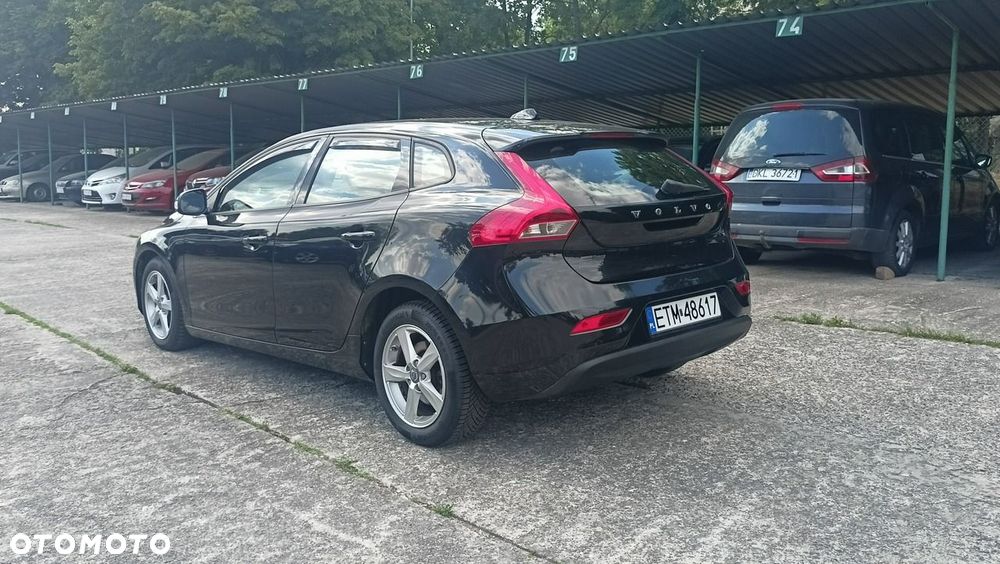 Volvo V40 - 11