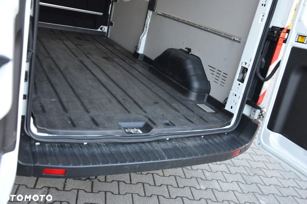 Ford TRANSIT L3H2 - 37