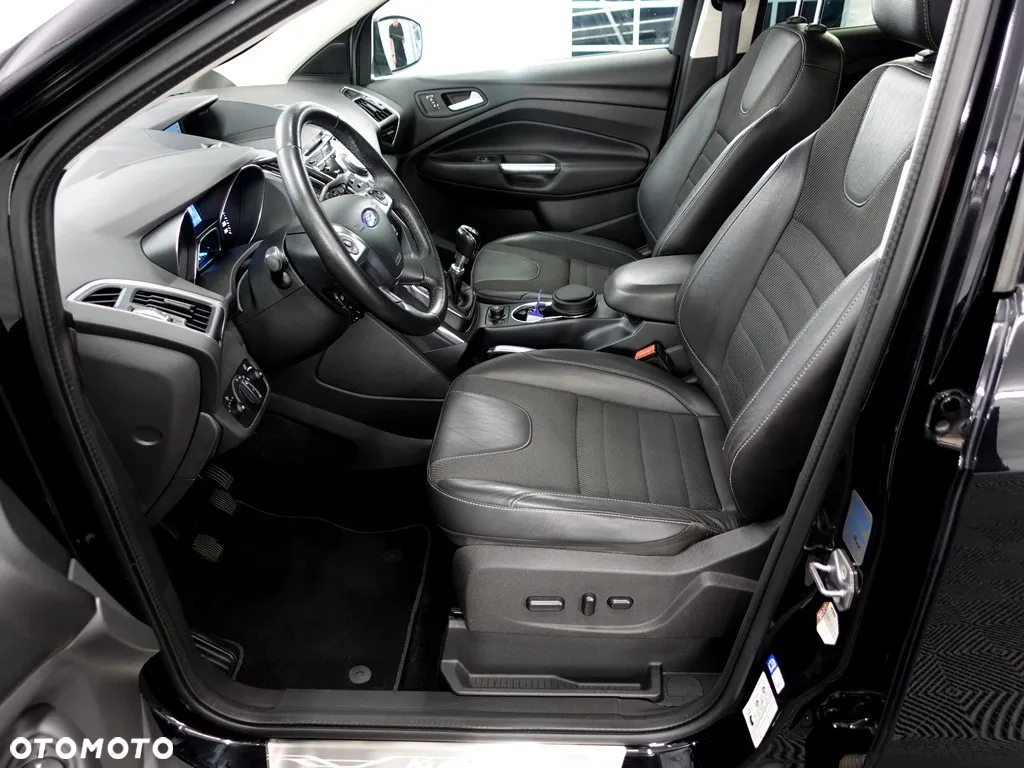 Ford Kuga 2.0 TDCi AWD Titanium - 8