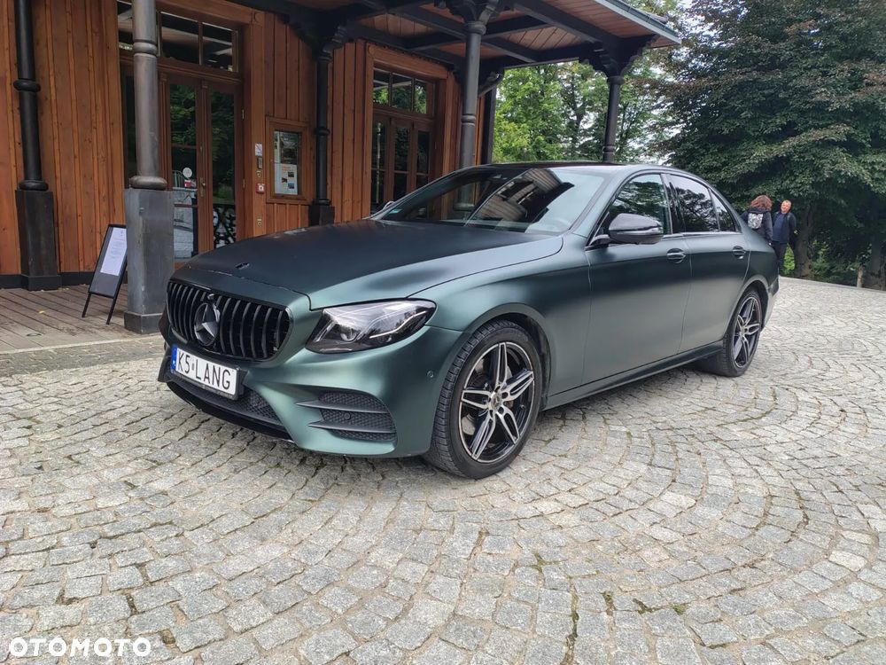 Mercedes-Benz Klasa E 220 d 4-Matic 9G-TRONIC - 1