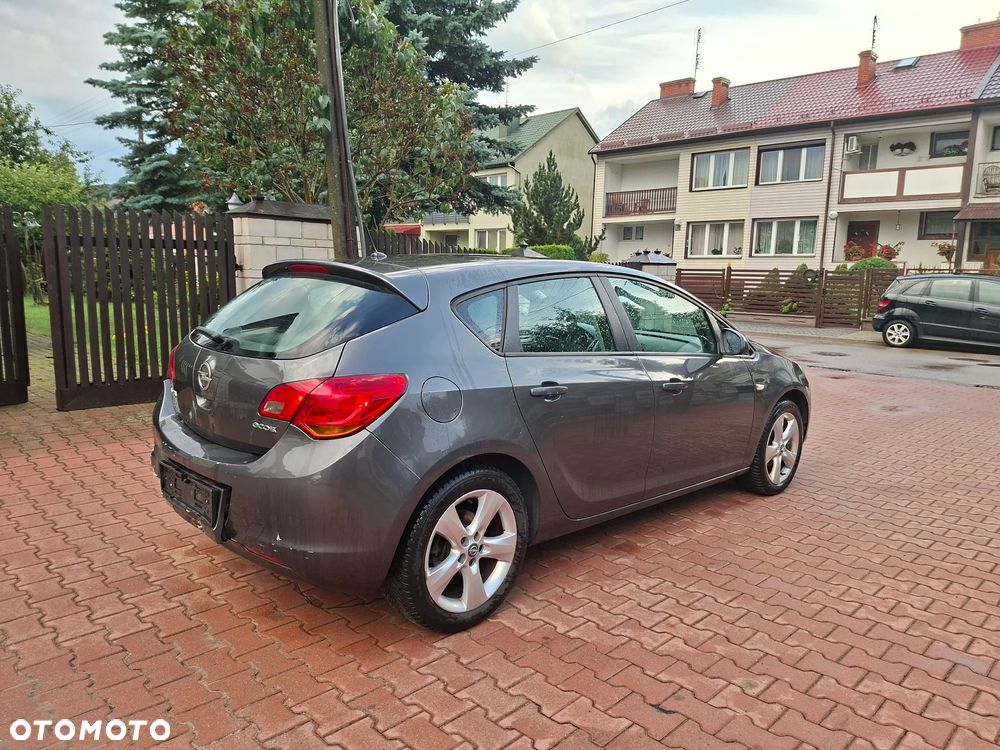 Opel Astra 1.4 ecoFLEX - 5
