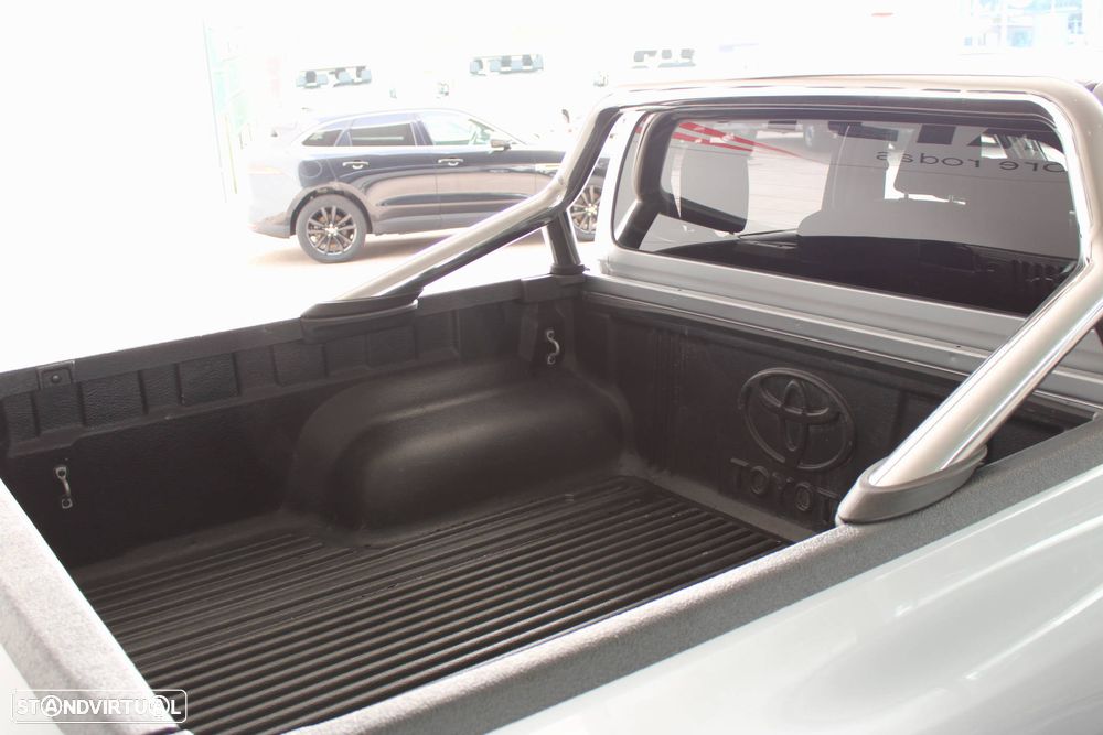 Toyota HILUX 2.4D4D C/DUPLA 2WD TRACKER - 17