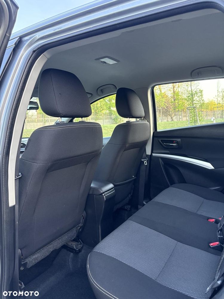 Suzuki SX4 S-Cross 1.6 DDiS Allgrip Comfort+ - 30