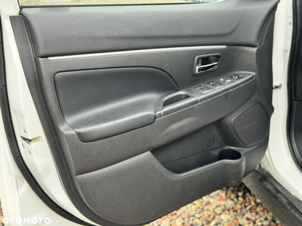Mitsubishi ASX - 14