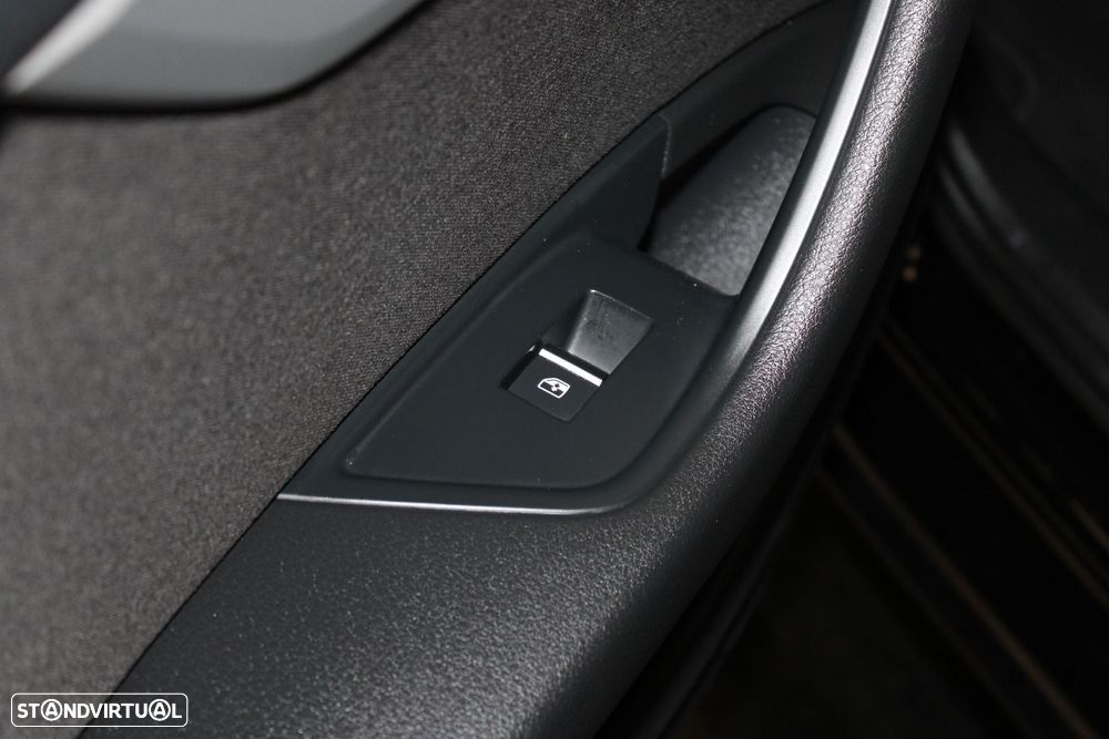 Audi A4 Avant 35 TDI Advanced S tronic - 29