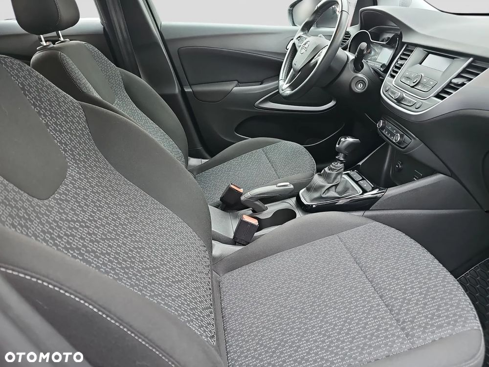 Opel Crossland X - 18