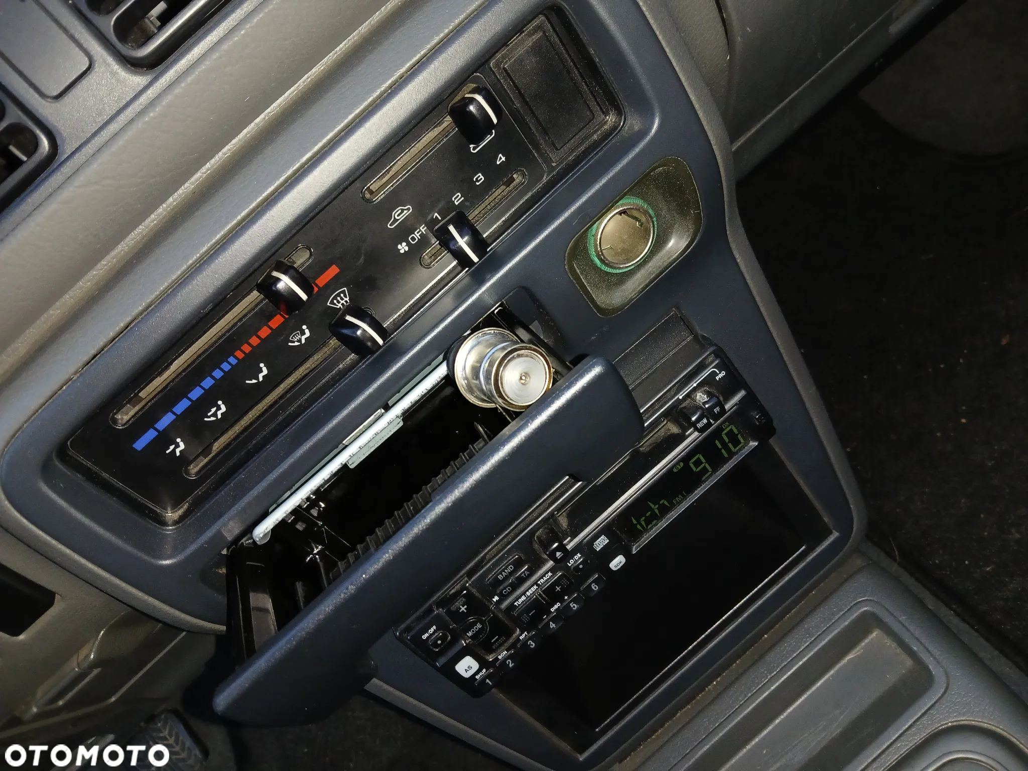 Mazda 626 2.0 GLX - 16