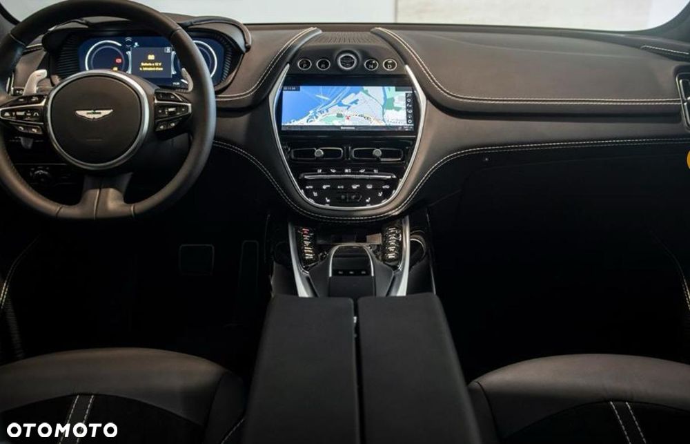 Aston Martin DBX