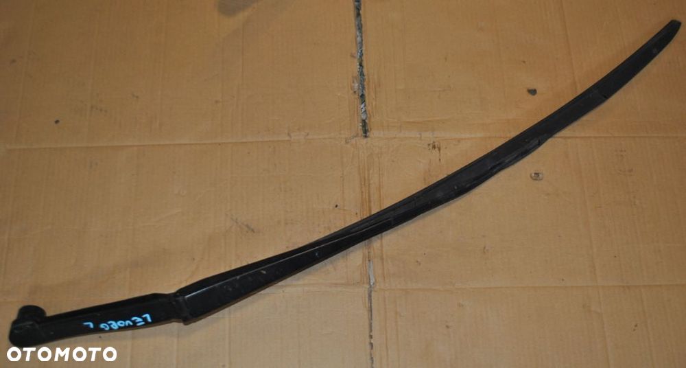 Ramie wycieraczki lewa Levorg