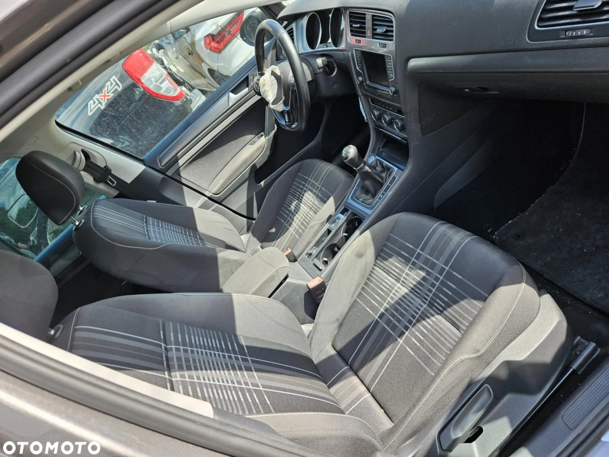 Volkswagen Golf 2.0 BlueTDI Cup - 13