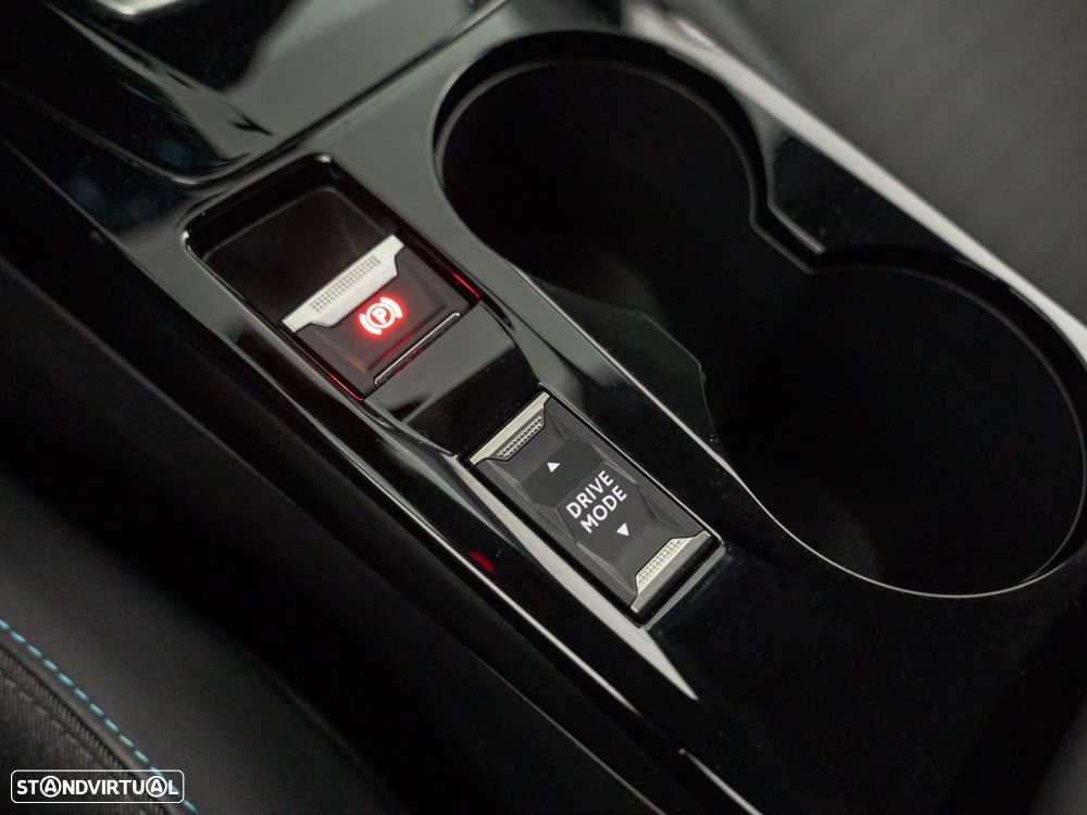 Peugeot e-2008 50 kWh Allure Pack - 25
