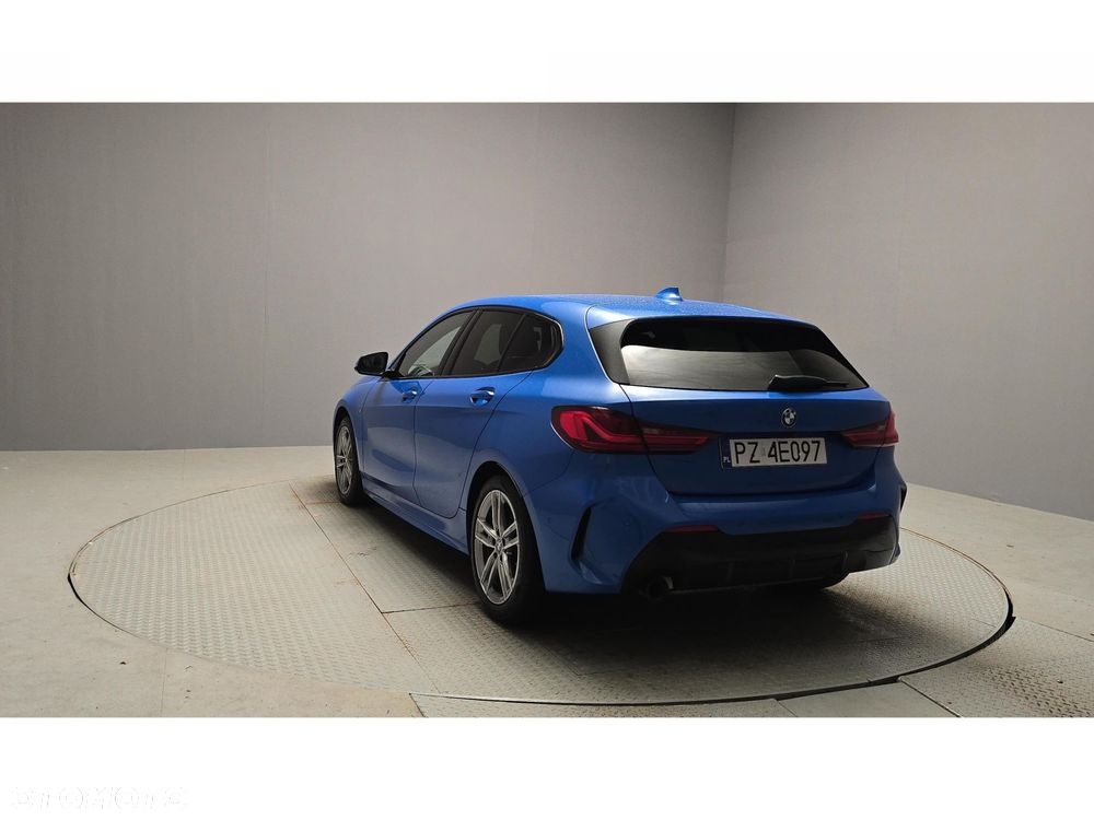 BMW Seria 1 118i - 4