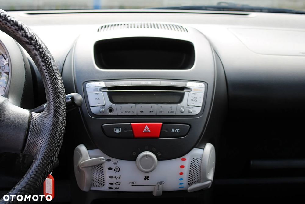 Toyota Aygo - 16