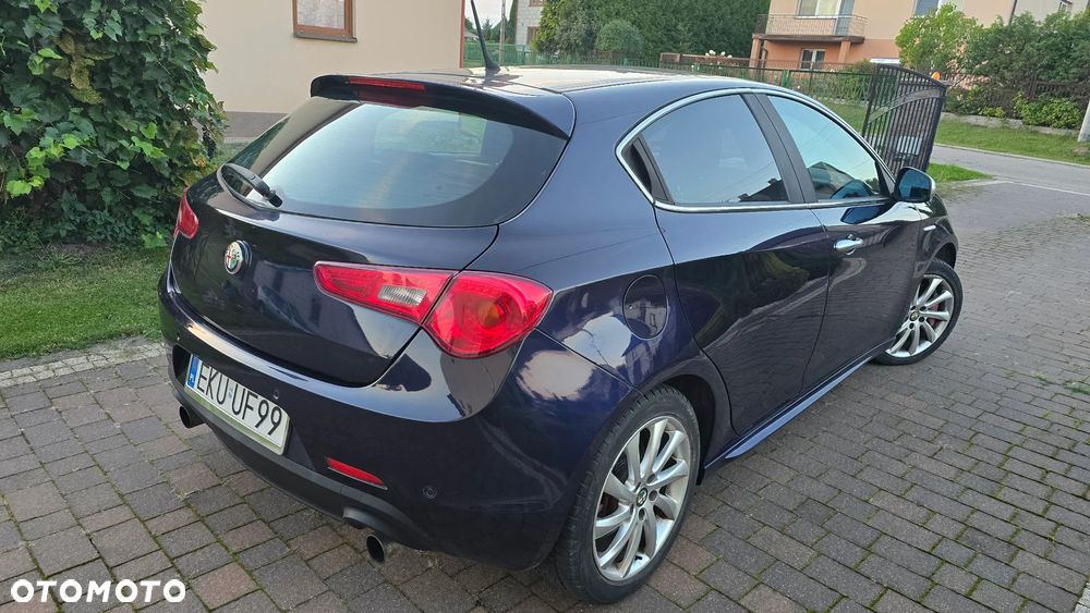 Alfa Romeo Giulietta 2.0 JTDM 16V Turismo - 6