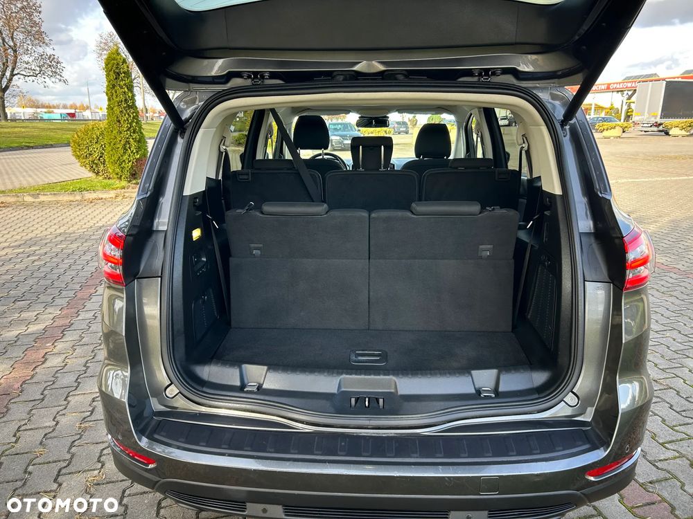 Ford S-Max 2.0 TDCi Titanium - 16