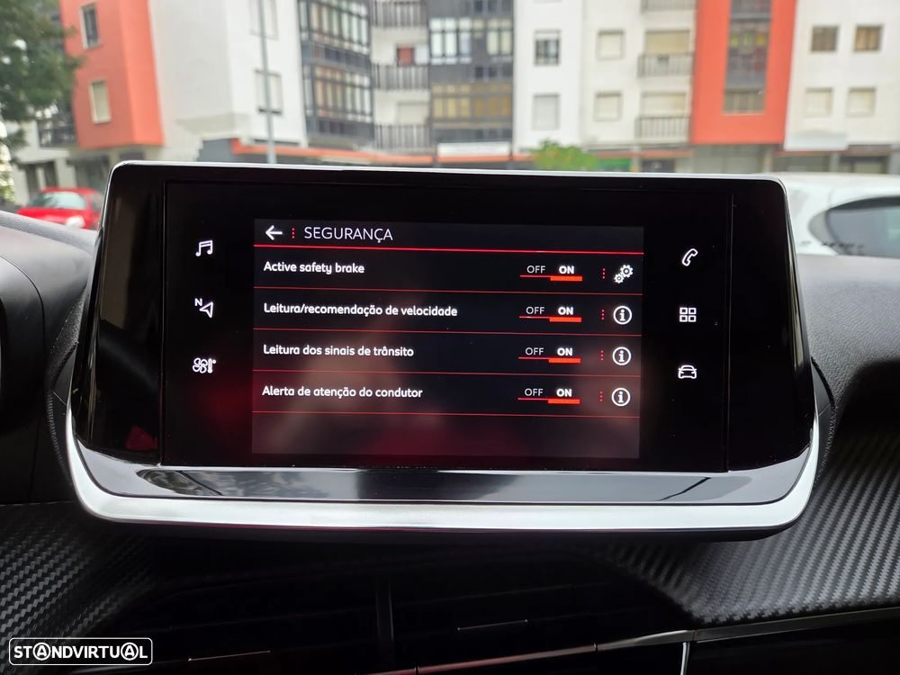 Peugeot 2008 PureTech 130 EAT8 Allure - 53