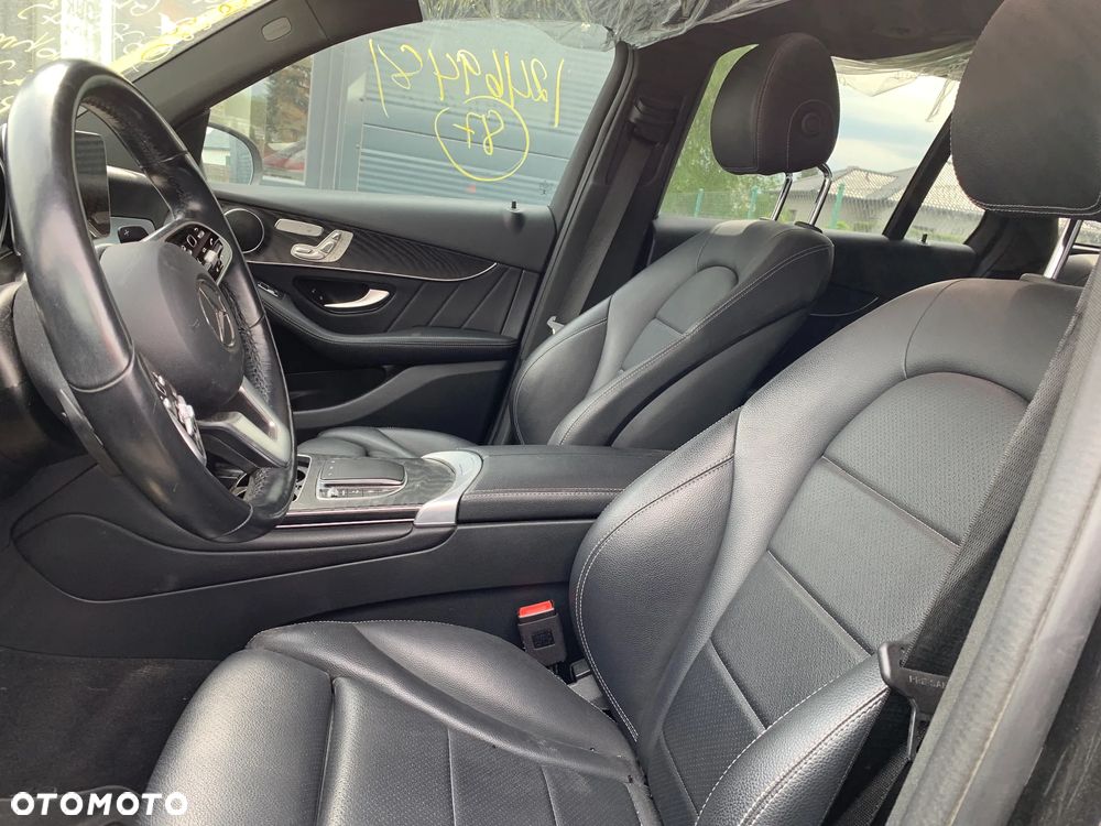 Mercedes-Benz GLC 300 4Matic 9G-TRONIC Edition Avantgarde - 15