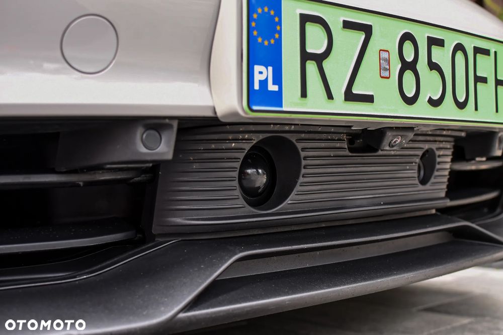 Porsche Taycan 4S Performance Plus - 9