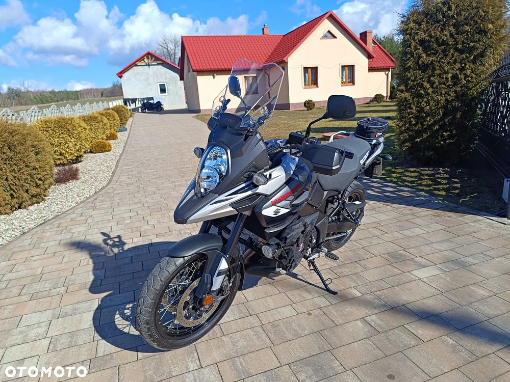 Suzuki V-STROM - 2