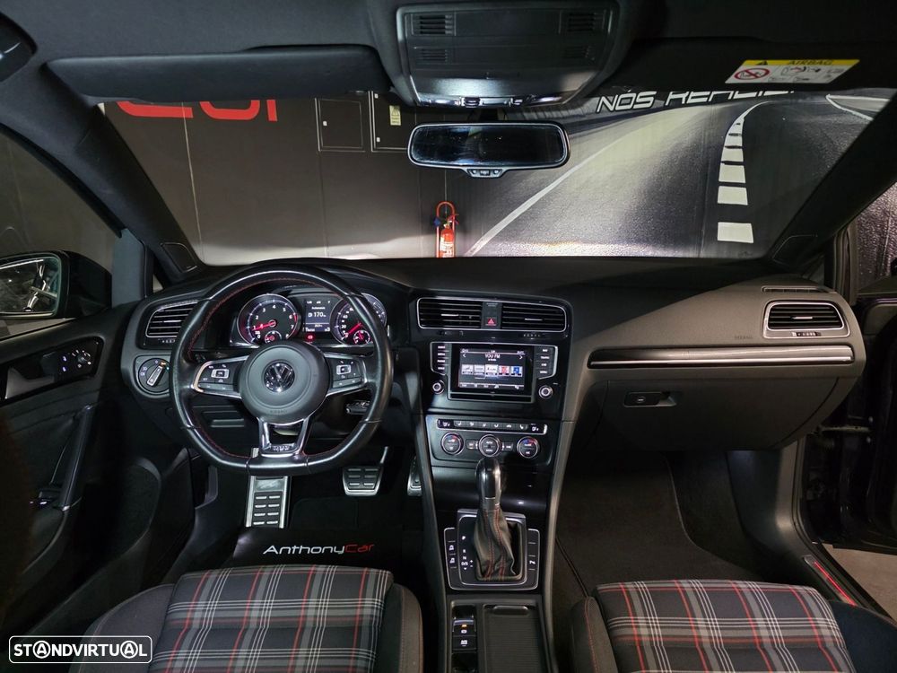 VW Golf 2.0 TSi GTi DSG - 7