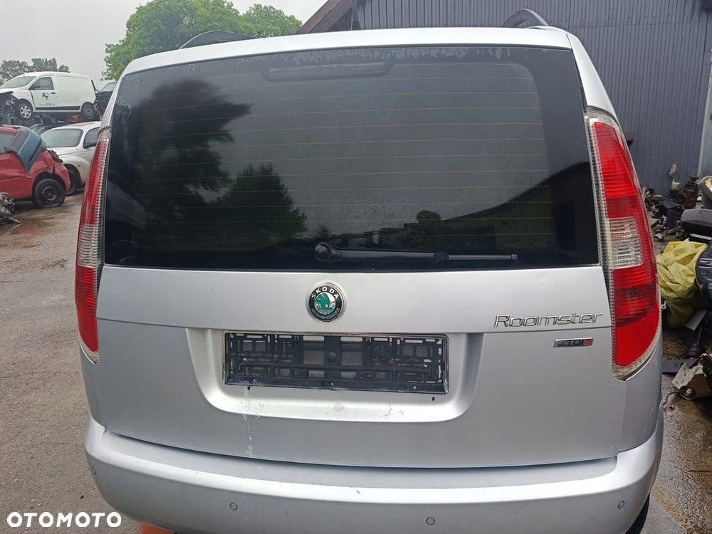 SKODA ROOMSTER LIFT 1,6TDI OŚ BELKA ZAWIESZENIA TYŁ - 6