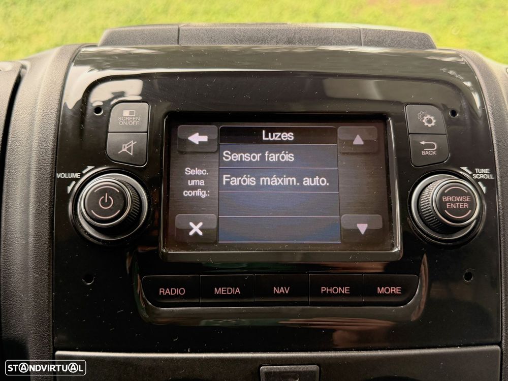 Citroën Jumper 2.2 BlueHDi 33 L2H2 - 32