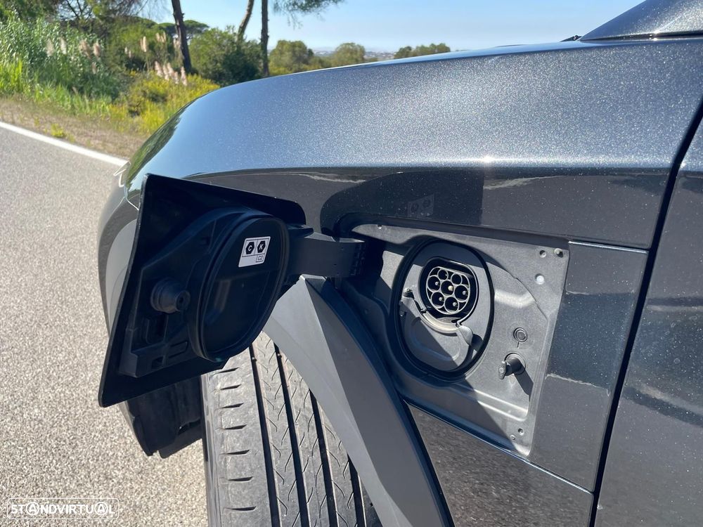 Lexus RZ 450e Premium Monotone c/ mala elétrica - 20