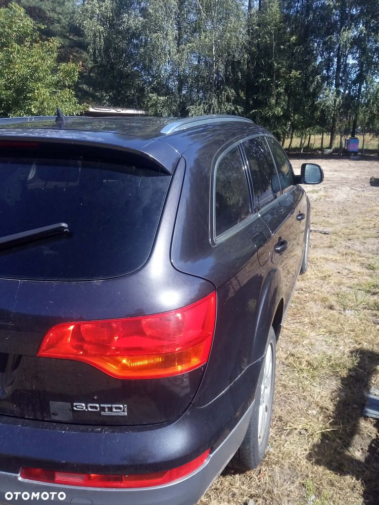 Audi Q7 - 3