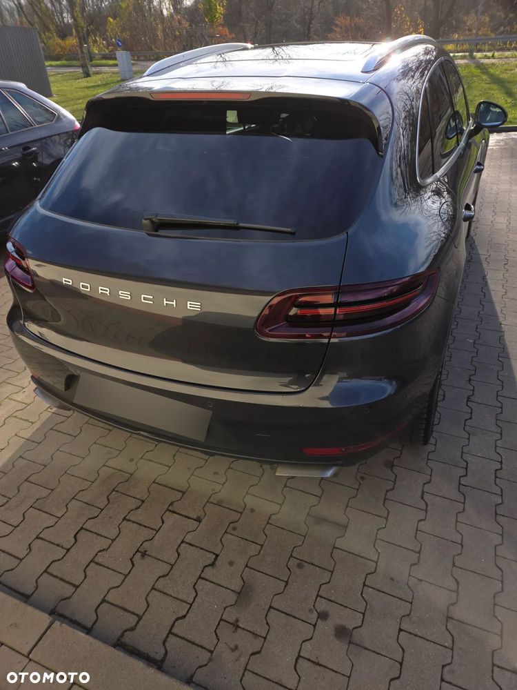Porsche Macan - 3