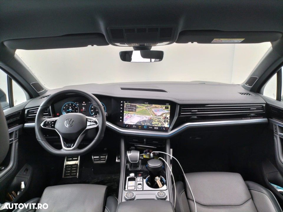 Volkswagen Touareg - 6