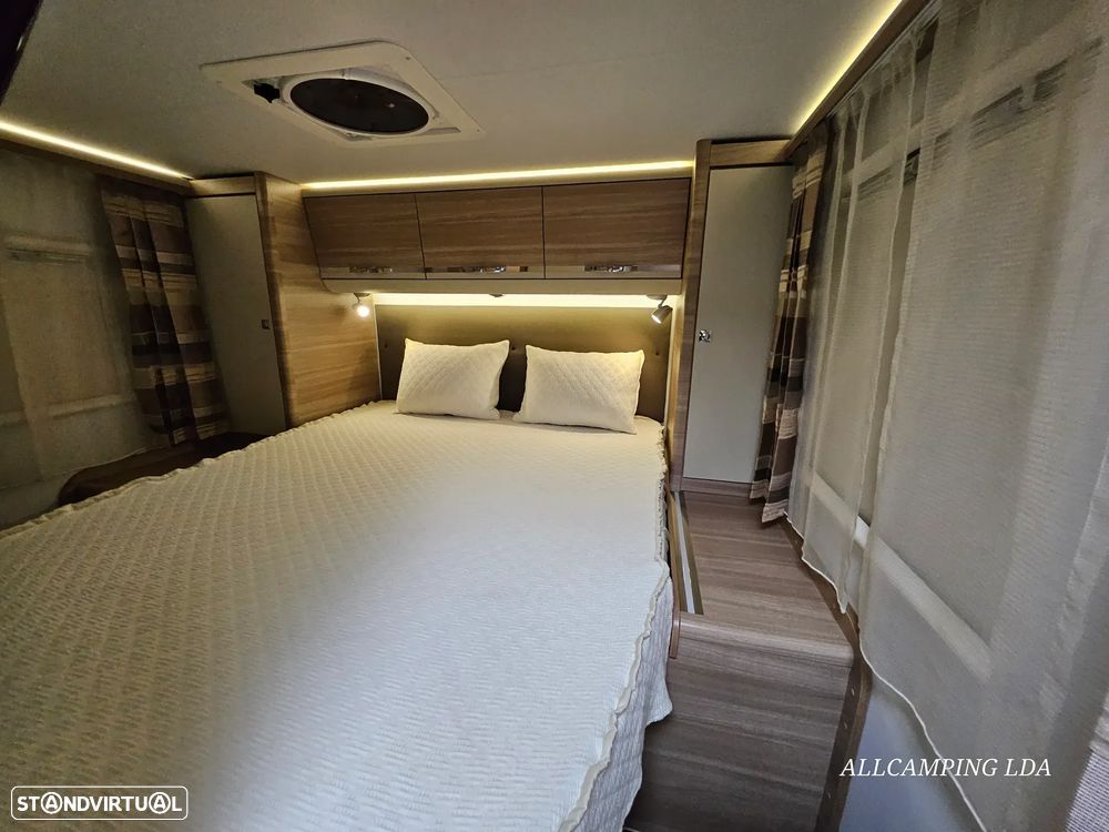 Adria Matrix M670SBC 50 YEARS 5 LUGARES DE LIVRETE CAMA CENTRAL + BASCULANTE - 30