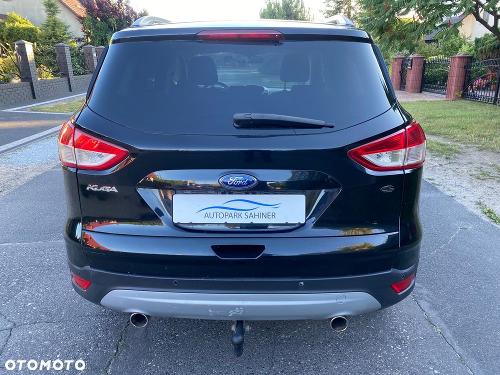 Ford Kuga 2.0 TDCi 2x4 Titanium - 3