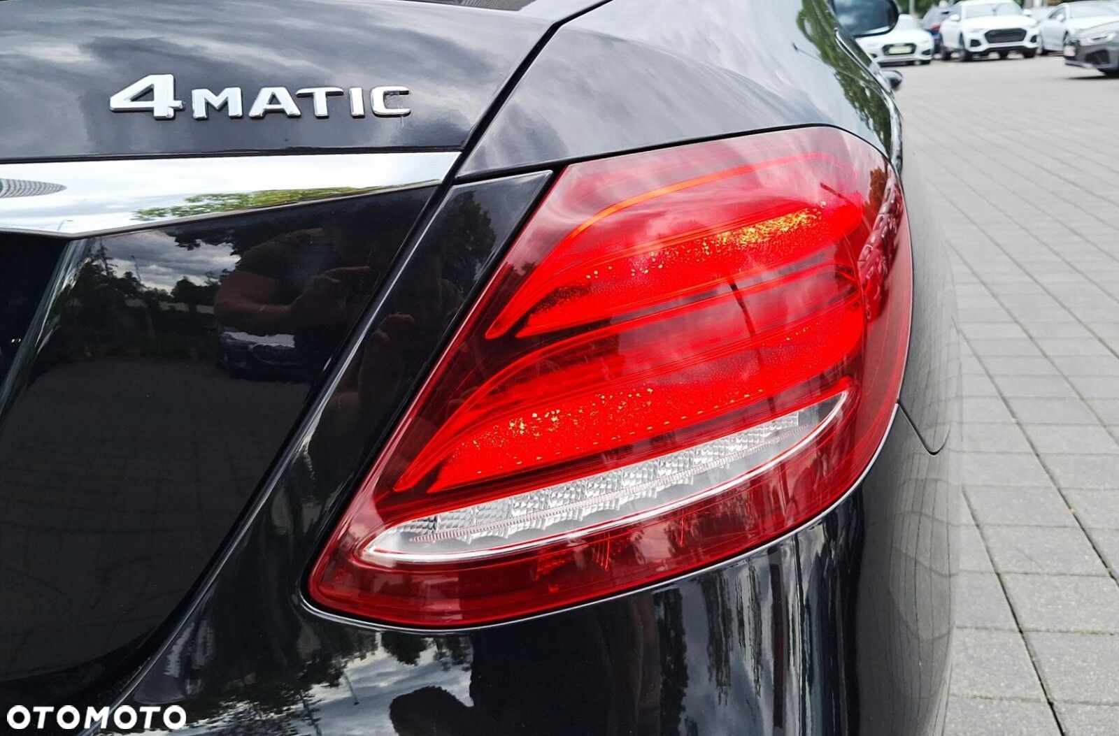 Mercedes-Benz Klasa E - 32