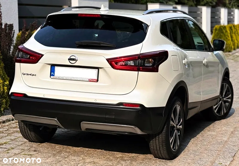 Nissan Qashqai 1.6 DIG-T Tekna+ - 23