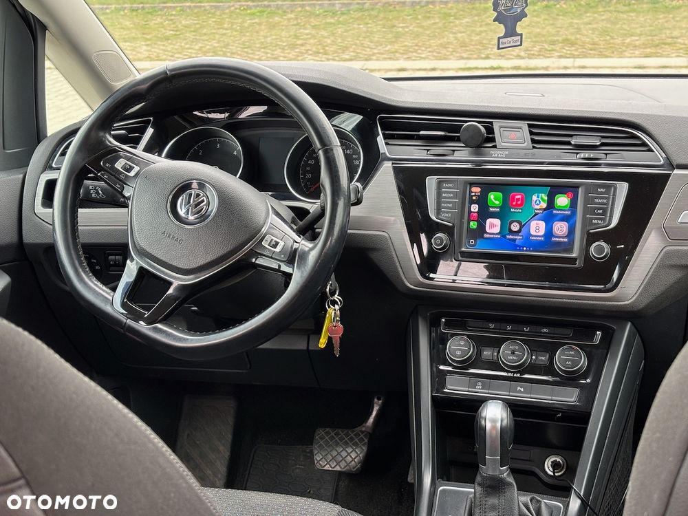 Volkswagen Touran 2.0 TDI BMT Comfortline DSG - 5