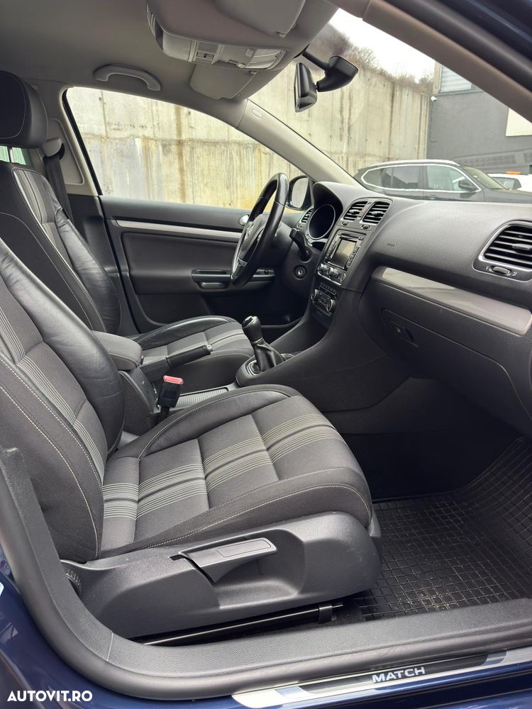 Volkswagen Golf - 15