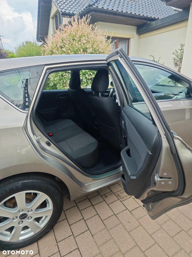 Toyota Auris 1.6 Premium - 12
