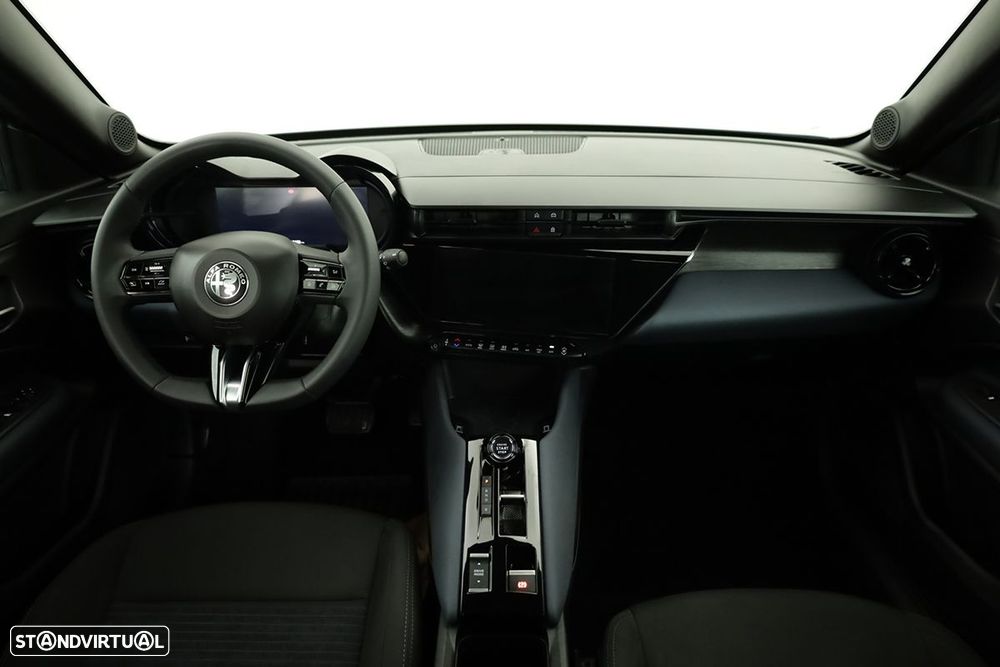 Alfa Romeo Junior Elletrica 50 kWh - 9