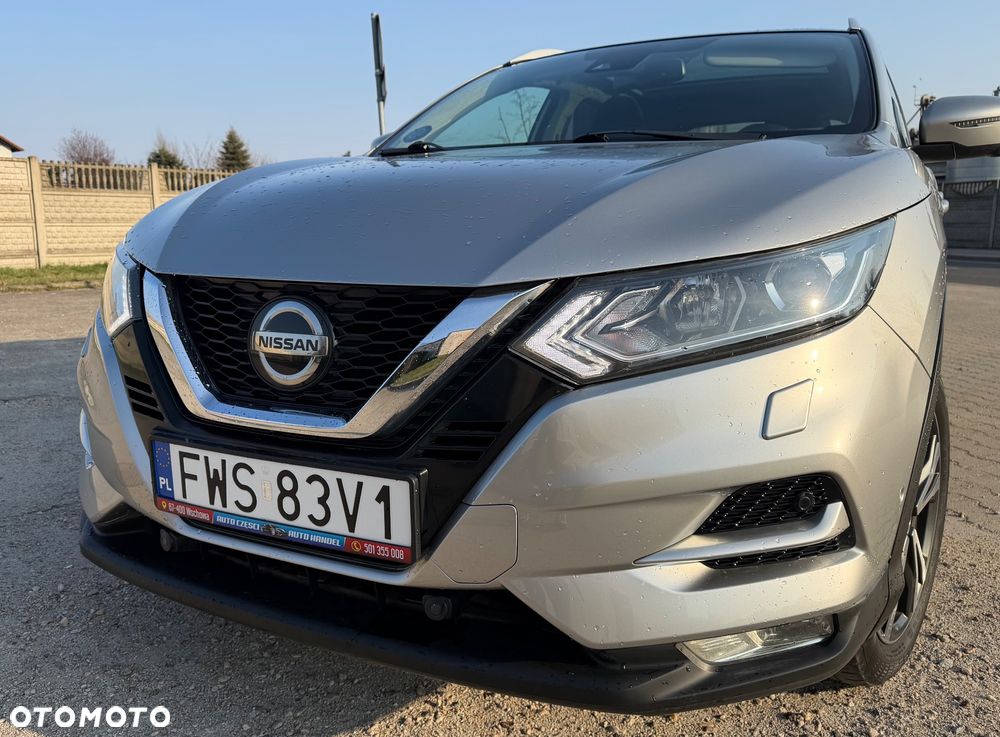 Nissan Qashqai 1.2 DIG-T Xtronic TEKNA - 23