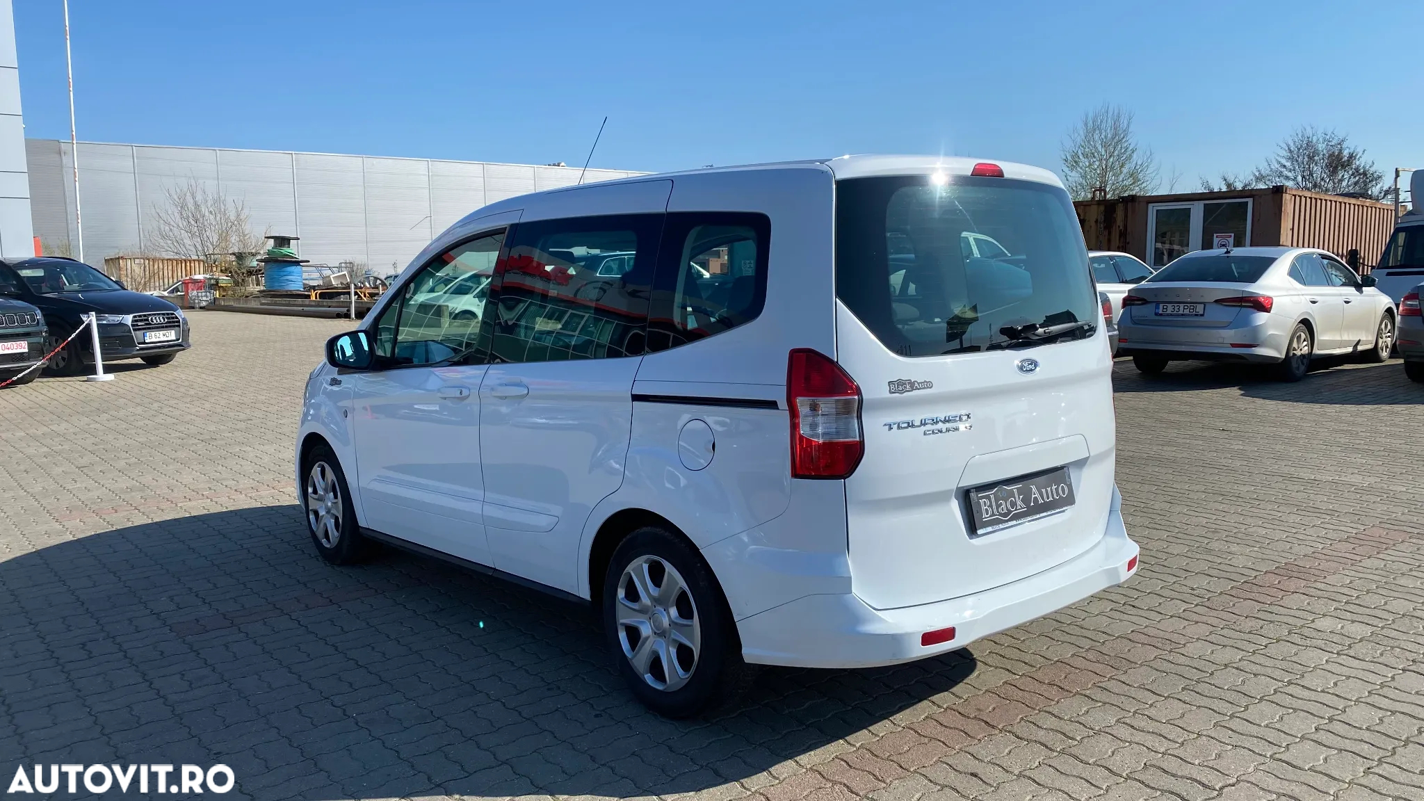Ford Tourneo Courier - 3