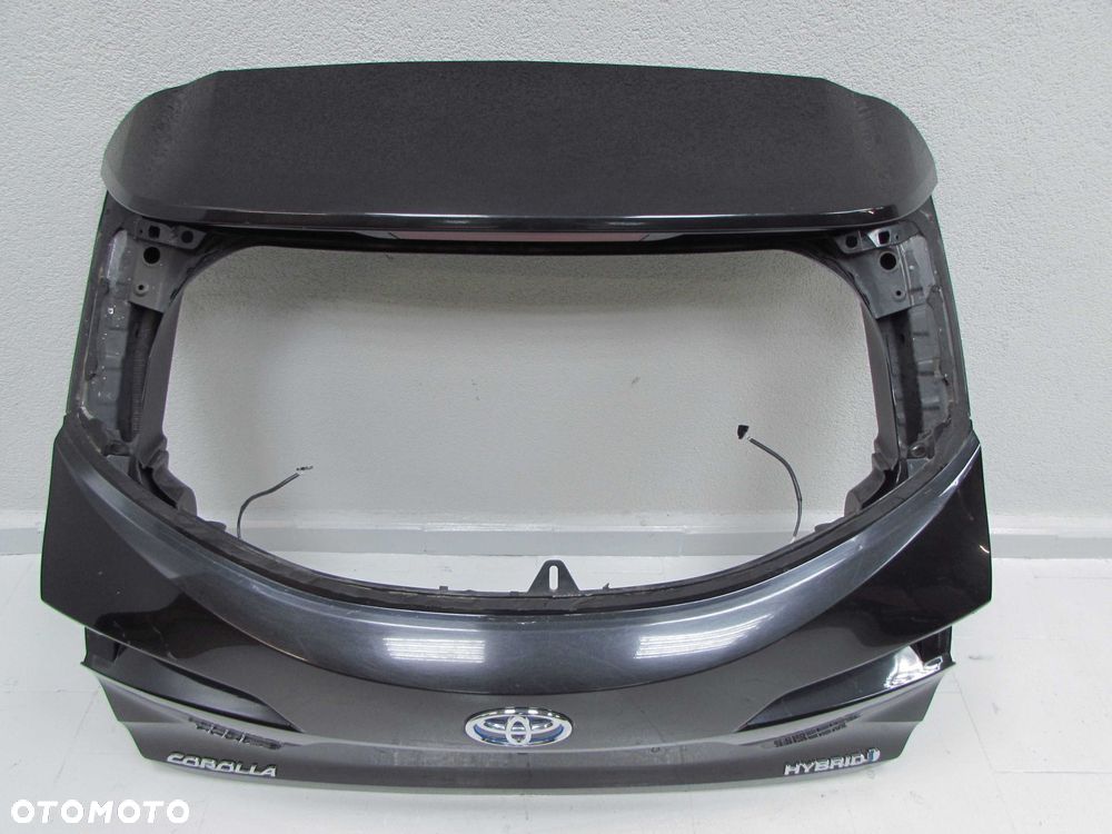 TOYOTA COROLLA E21 XII KOMBI 19-23 KLAPA BAGAZNIKA TYL 209 - 2