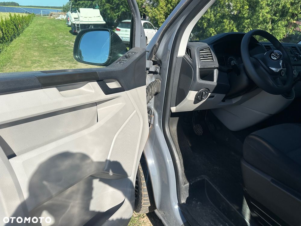 Volkswagen Transporter - 17