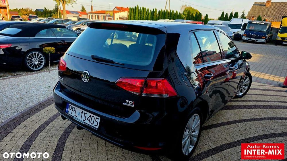 Volkswagen Golf - 6