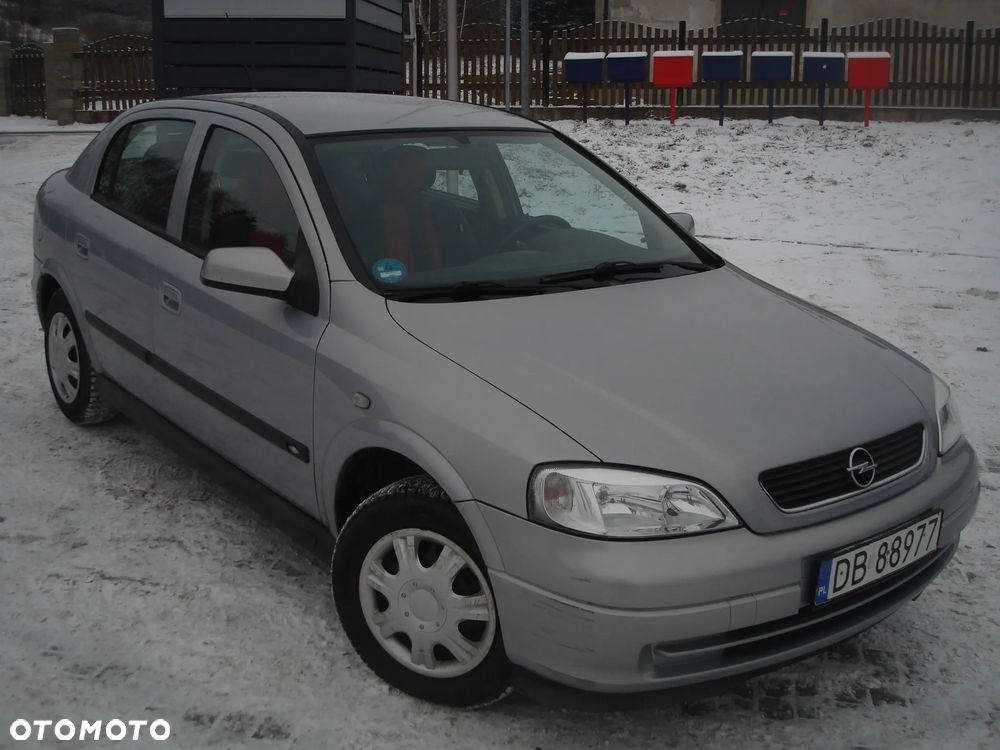 Opel Astra 1.6 Edition - 4